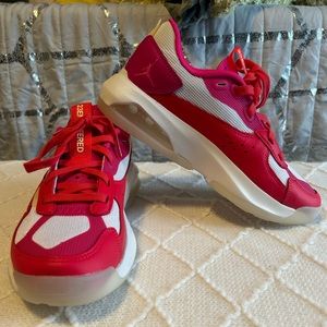Nike Jordan Air 200E Women's Shoes 7.5